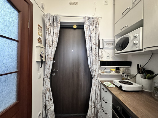 Продам однокомнатную (1-комн.) квартиру, Генерала Кравченко ул, 3к2, Санкт-Петербург г