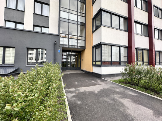 Продам однокомнатную (1-комн.) квартиру, Генерала Кравченко ул, 3к2, Санкт-Петербург г