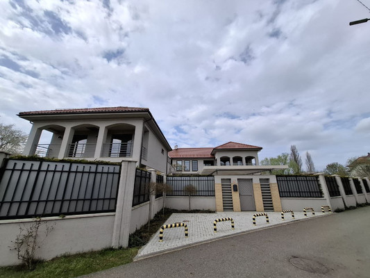 Продам дом, Набережная ул, 5, Лесной п, 0 км от города
