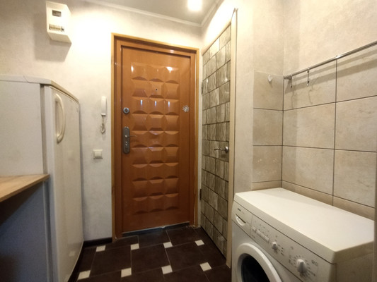 Продам однокомнатную (1-комн.) квартиру, Островского ул, 48/77, Рязань г