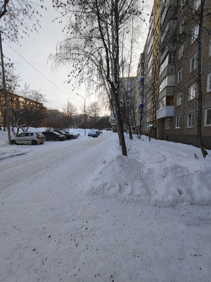Продам многокомнатную квартиру, Зари ул, 45, Нижний Тагил г