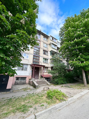 Продам однокомнатную (1-комн.) квартиру, Беспалова ул, 39, Симферополь г
