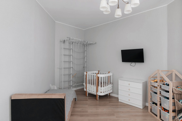 Продам двухкомнатную (2-комн.) квартиру, Объездная ул, 8, Ханты-Мансийск г