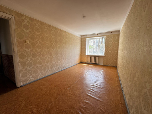 Продам трехкомнатную (3-комн.) квартиру, Тырныаузский проезд, 10, Нальчик г