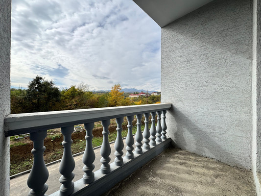Продам трехкомнатную (3-комн.) квартиру, Биттирова ул, 123, Нальчик г