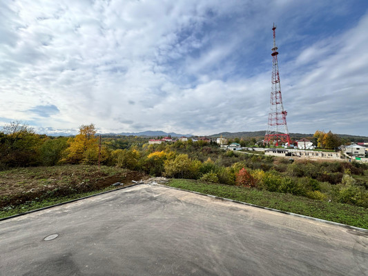 Продам трехкомнатную (3-комн.) квартиру, Биттирова ул, 123, Нальчик г