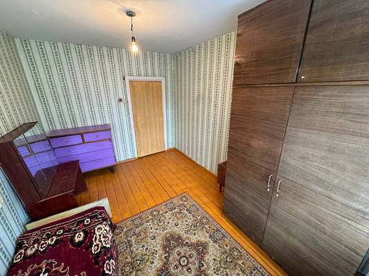 Продам двухкомнатную (2-комн.) квартиру, 1-й Микрорайон ул, 47, Эльбан рп