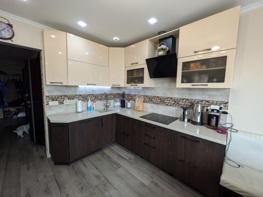 Продам трехкомнатную (3-комн.) квартиру, Рождественская ул, 33, Москва г