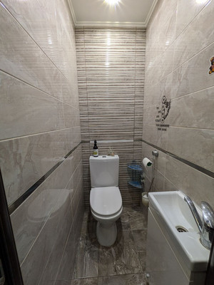 Продам трехкомнатную (3-комн.) квартиру, Рождественская ул, 33, Москва г