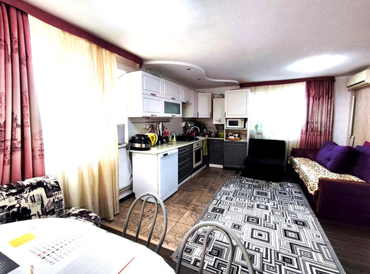 Продам дом, К.Маркса ул, 69, Апшеронск г, 0 км от города