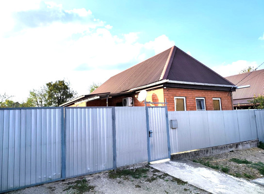 Продам дом, К.Маркса ул, 69, Апшеронск г, 0 км от города