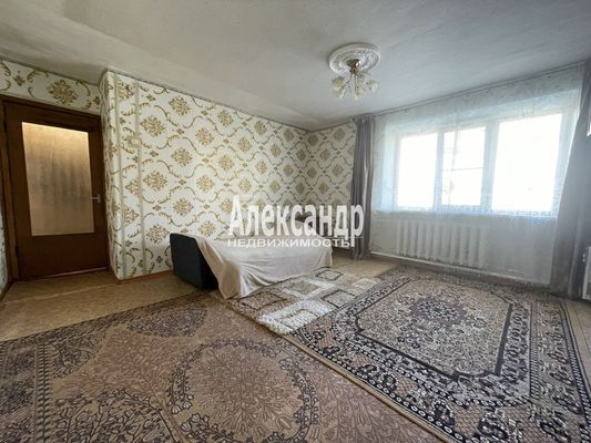 Продам двухкомнатную (2-комн.) квартиру, Октябрьская ул, 11, Назия гп