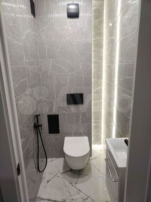 Продам трехкомнатную (3-комн.) квартиру, Липовая ул, 6, Семеновка с