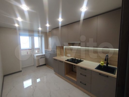 Продам однокомнатную (1-комн.) квартиру, Липовая ул, 2А, Семеновка с