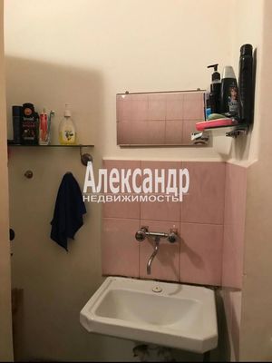 Продам комнату в 3-комн. квартире, Сызранская ул, 18, Санкт-Петербург г