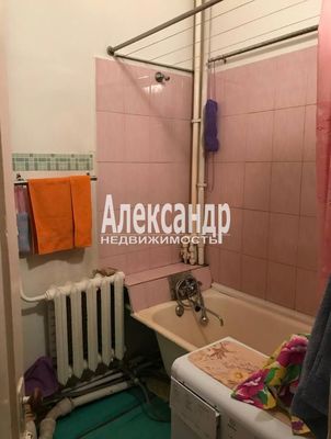 Продам комнату в 3-комн. квартире, Сызранская ул, 18, Санкт-Петербург г