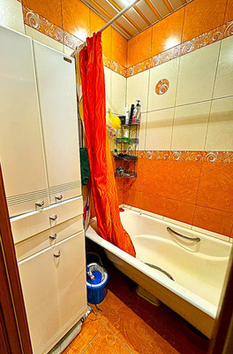 Продам трехкомнатную (3-комн.) квартиру, Малая Балканская ул, 60к1, Санкт-Петербург г