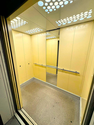 Продам трехкомнатную (3-комн.) квартиру, Малая Балканская ул, 60к1, Санкт-Петербург г