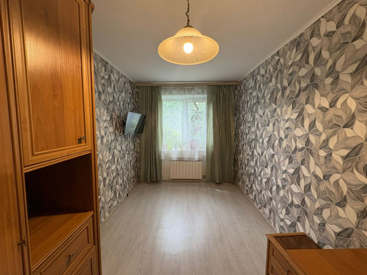 Продам многокомнатную квартиру, 43-й Армии ул, 5, Подольск г