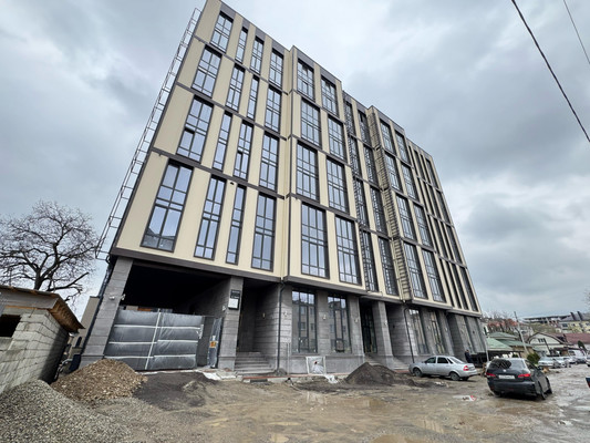 Продам трехкомнатную (3-комн.) квартиру, Горького ул, 29, Нальчик г