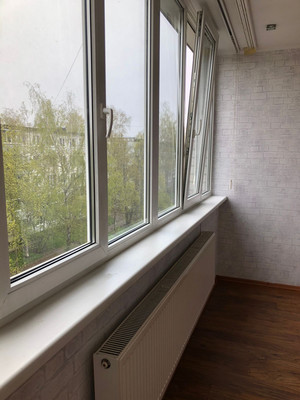 Продам трехкомнатную (3-комн.) квартиру, Октябрьская ул, 10, Великий Новгород г