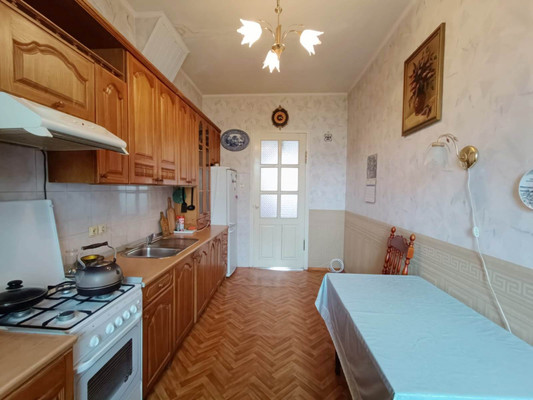 Продам трехкомнатную (3-комн.) квартиру, Лежневская ул, 155, Иваново г