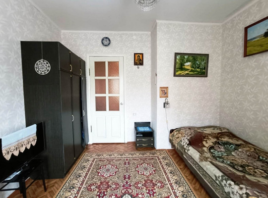 Продам трехкомнатную (3-комн.) квартиру, Лежневская ул, 155, Иваново г
