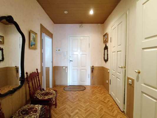 Продам трехкомнатную (3-комн.) квартиру, Лежневская ул, 155, Иваново г