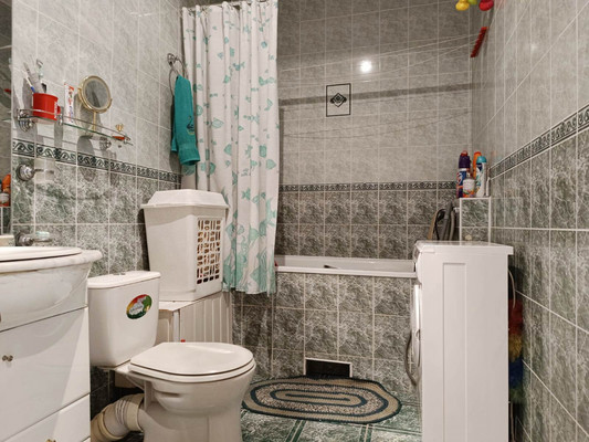 Продам трехкомнатную (3-комн.) квартиру, Лежневская ул, 155, Иваново г