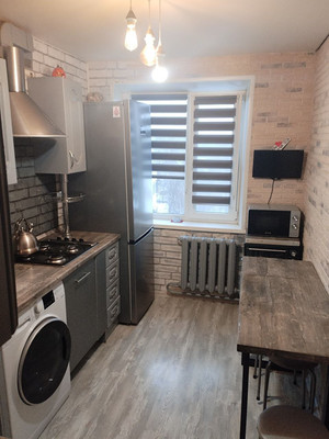 Продам двухкомнатную (2-комн.) квартиру, Коммунистическая ул, 23, Раменское г