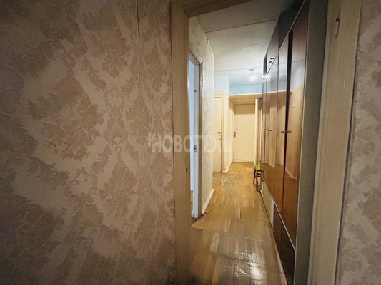 Продам трехкомнатную (3-комн.) квартиру, Кириченко ул, 18а, Горячий Ключ г