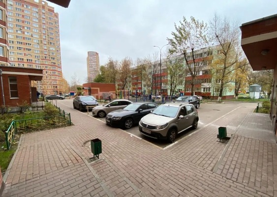 Продам двухкомнатную (2-комн.) квартиру, Авиаторов ул, 2к1, Люберцы г