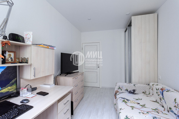 Продам трехкомнатную (3-комн.) квартиру, Ташкентская ул, 22к1, Москва г