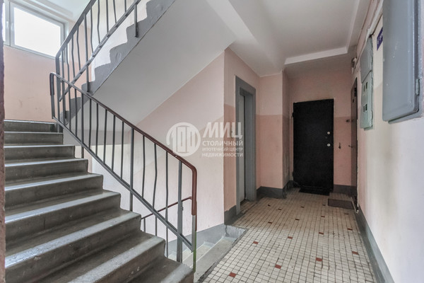 Продам трехкомнатную (3-комн.) квартиру, Ташкентская ул, 22к1, Москва г
