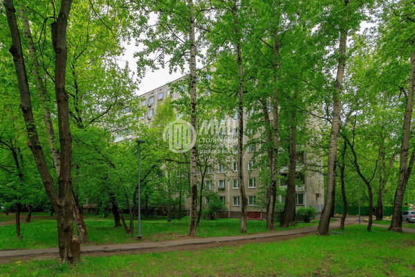 Продам трехкомнатную (3-комн.) квартиру, Ташкентская ул, 22к1, Москва г