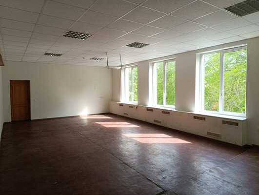 Продам коммерческое помещение 3 363,3 м2, Судостроительная ул, 75Г, Калининград г