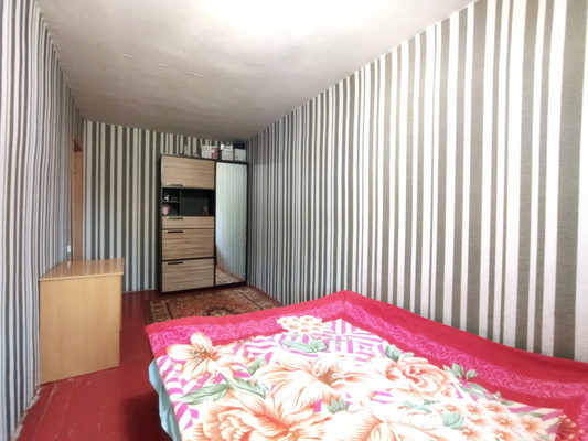 Продам двухкомнатную (2-комн.) квартиру, Весенняя ул, 3/15, Рязань г