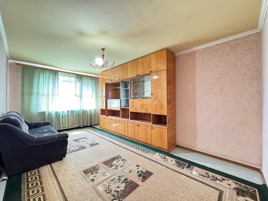 Продам трехкомнатную (3-комн.) квартиру, Мовсисяна ул, 20, Нальчик г