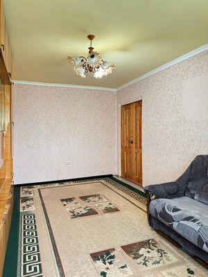 Продам трехкомнатную (3-комн.) квартиру, Мовсисяна ул, 20, Нальчик г