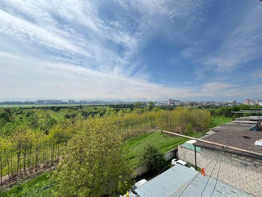 Продам трехкомнатную (3-комн.) квартиру, Мовсисяна ул, 20, Нальчик г