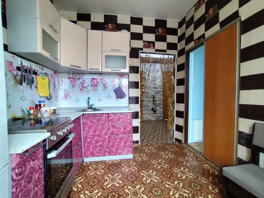 Продам трехкомнатную (3-комн.) квартиру, Попова ул, 22, Нижний Тагил г