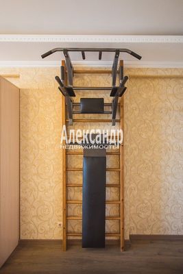 Продам однокомнатную (1-комн.) квартиру, Рыбацкий пр-кт, 18к2, Санкт-Петербург г