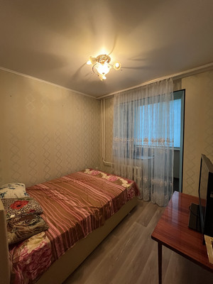 Продам трехкомнатную (3-комн.) квартиру, Черникова ул, 19, Волгодонск г