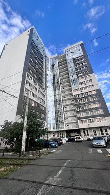 Продам двухкомнатную (2-комн.) квартиру, им. Стасова ул, 10, Краснодар г