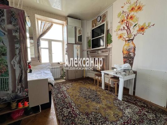Продам однокомнатную (1-комн.) квартиру, Портовое ш, 15, Выборг г