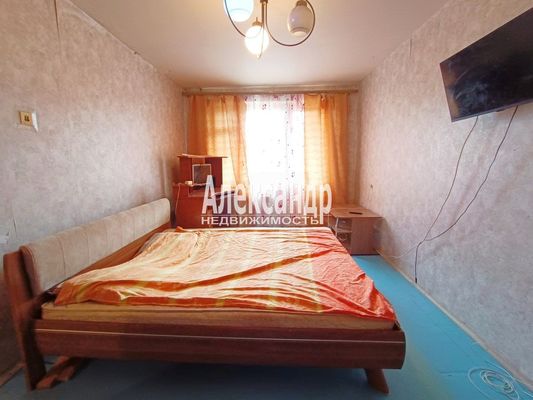 Продам двухкомнатную (2-комн.) квартиру, Победы пр-кт, 39, Выборг г