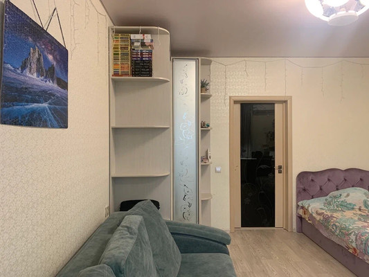 Продам двухкомнатную (2-комн.) квартиру, им. Димитрова ул, 3/1, Краснодар г