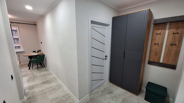 Продам двухкомнатную (2-комн.) квартиру, Маршала Жукова пр-кт, 18, Ростов-на-Дону г