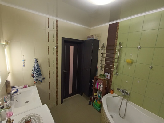 Продам однокомнатную (1-комн.) квартиру, Глинки ул, 1, Калининград г