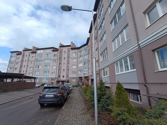 Продам однокомнатную (1-комн.) квартиру, Глинки ул, 1, Калининград г